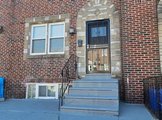 1304 Fanshawe St, Philadelphia, PA 19111