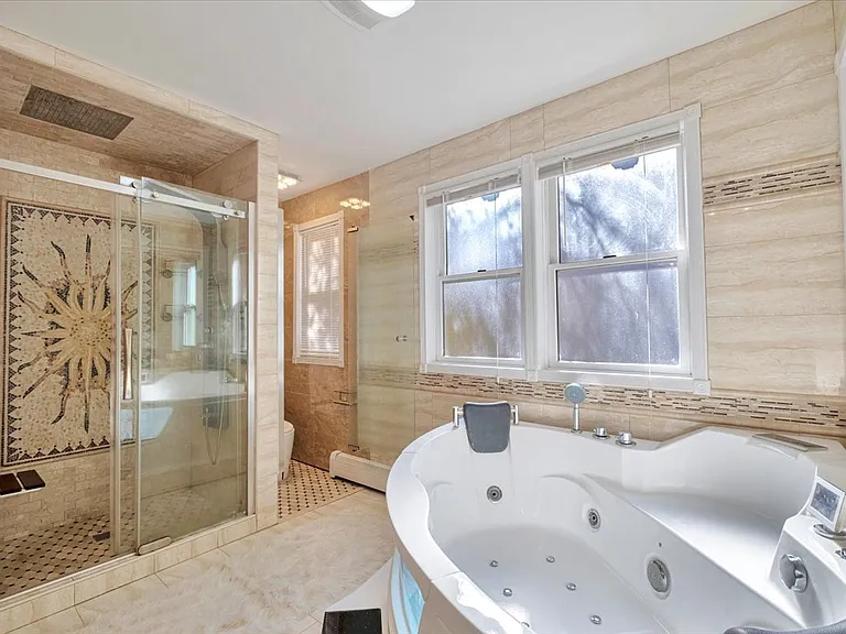 193 Nelson Rd — Photo 3