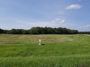 87 River Tree Dr, Blessing, TX 77419