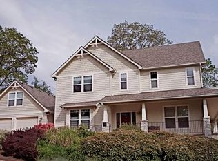 2676 Ridgemont Dr, Eugene, OR 97405