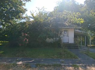 405 S Spring St, Bloomfield, MO 63825