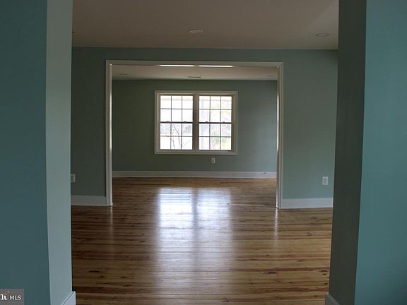 5th image of 7235 Macedonia Rd