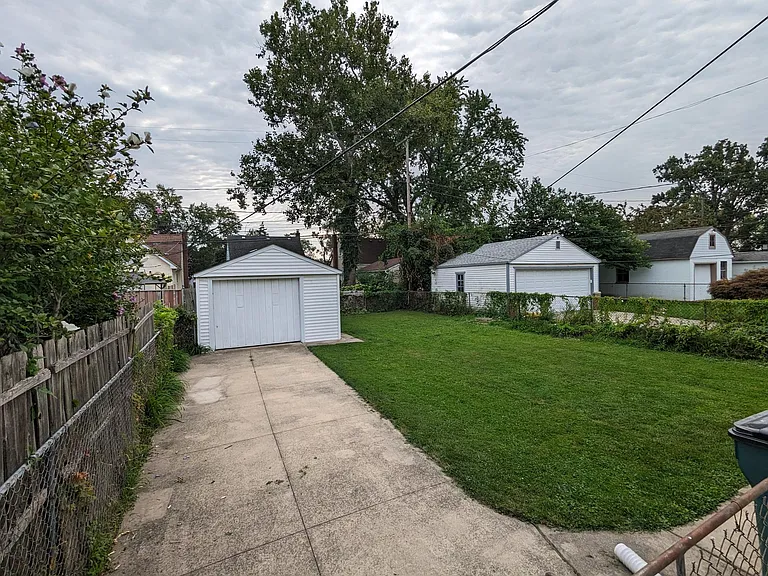 3146 Grayson St — Photo 6