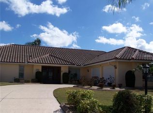 2022 New Bedford Dr, Sun City Center, FL 33573