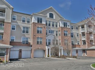 210 Regency Dr, Fishkill, NY 12524