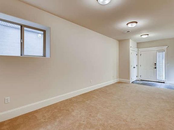 4th image of 217 7th Ave W #B