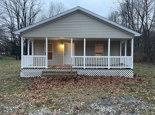 56297 Oak Rd, South Bend, IN 46619