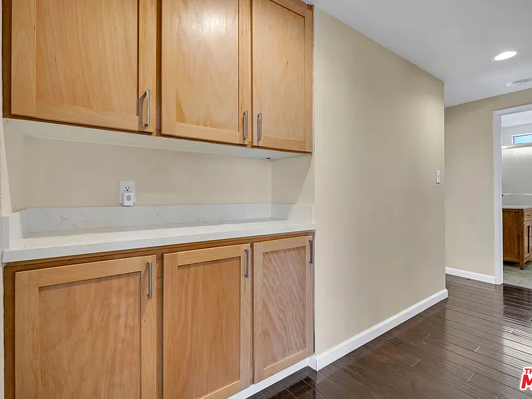 26572 Academy Dr — Photo 17