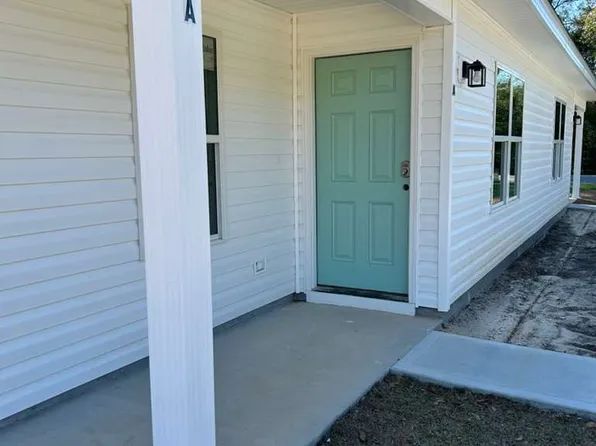 32 Constitution Ave, Defuniak Springs, FL 32433