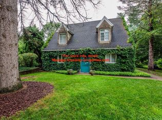 17 Country Club Rd APT 1, East Rochester, NY 14445