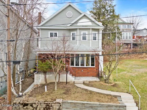 138 Spring St, Carbondale, PA 18407