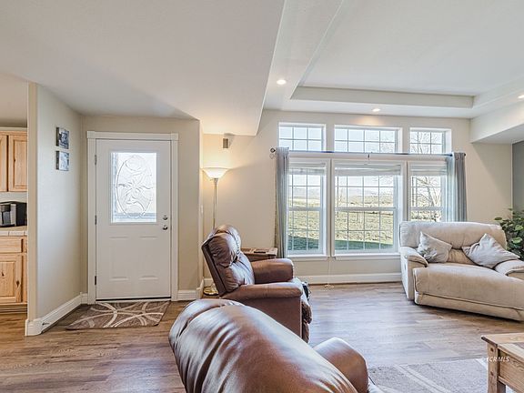 5th image of 245 Dove Creek Ct