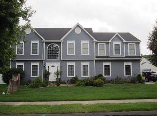6 Meg Way, Windsor Locks, CT 06096