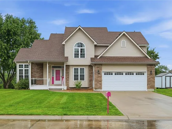 523 Earnest Dr, Clinton, MO 64735