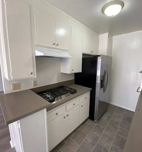 10856 Rose Ave #202 — Photo 6