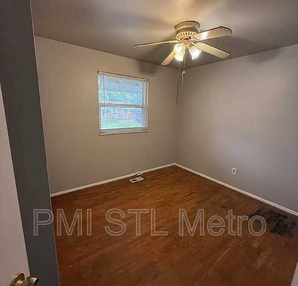10435 Castle Dr — Photo 8