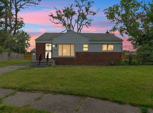 1411 Meadowlane St, Inkster, MI 48141