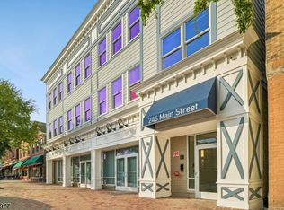 246 Main St #306, Chatham, NJ 07928