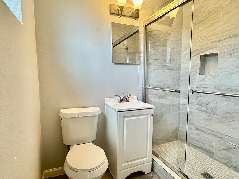 6702 Fulton St #2 — Photo 7