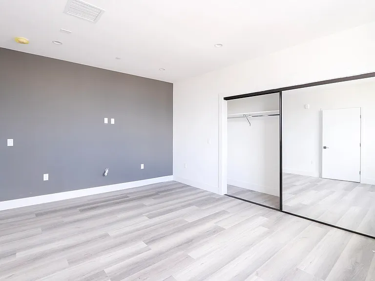 11155 Huston St — Photo 29