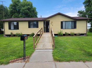 2618 Northaven Dr, Gothenburg, NE 69138