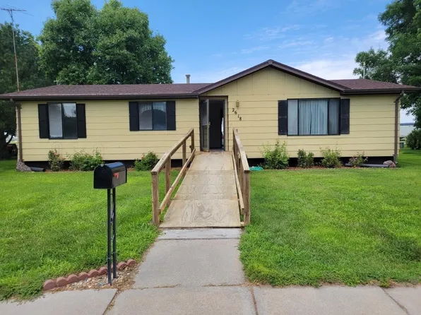 2618 Northaven Dr, Gothenburg, NE 69138