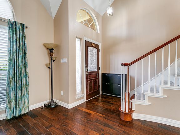 4th image of 1206 Saint Regis Dr