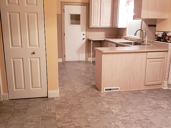 Kitchen and dining room