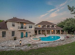 713 Meadow Hill Rd, Fort Worth, TX 76108