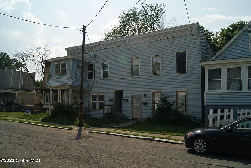 2nd image of 1619 5th Street