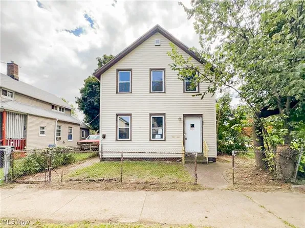 3131 Seymour Ave, Cleveland, OH 44113