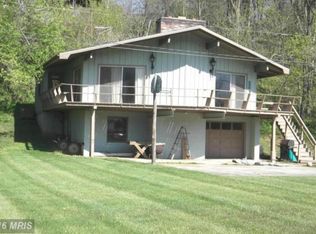 116 River Cliff Dr, Harpers Ferry, WV 25425