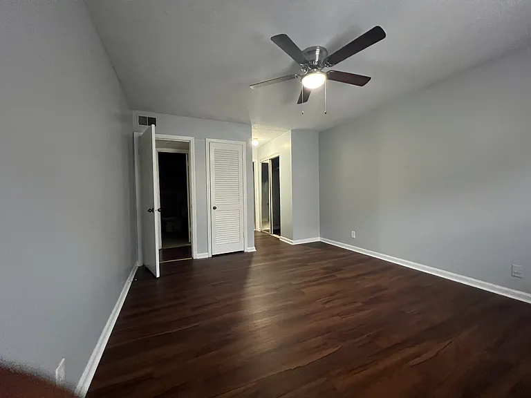 4030 Poplar Level Rd #2 — Photo 14