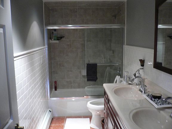Bathroom (Full)
