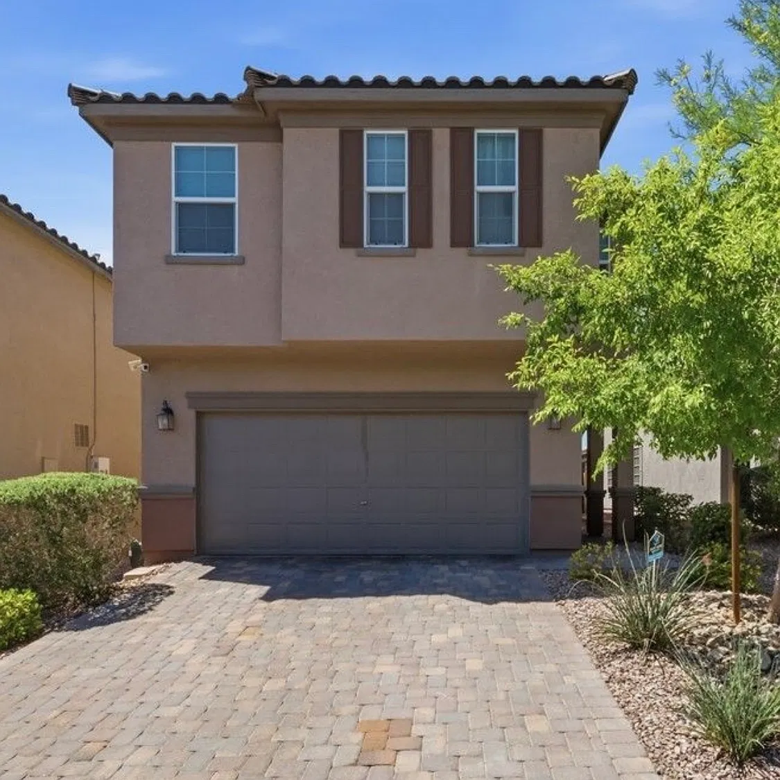 5 bed, 2460 sqft, $2,450 — Photo 1