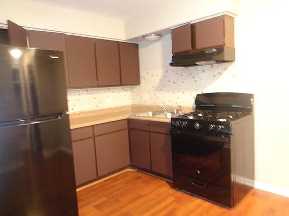 5th image of 8640 S 82nd Ct APT 10