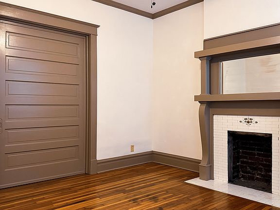 3rd image of 6720 Vermont Ave #B