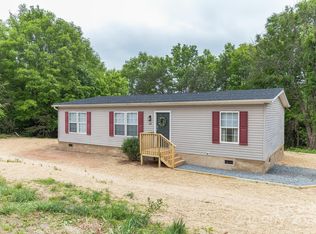 286 C H Hamrick Rd, Forest City, NC 28043