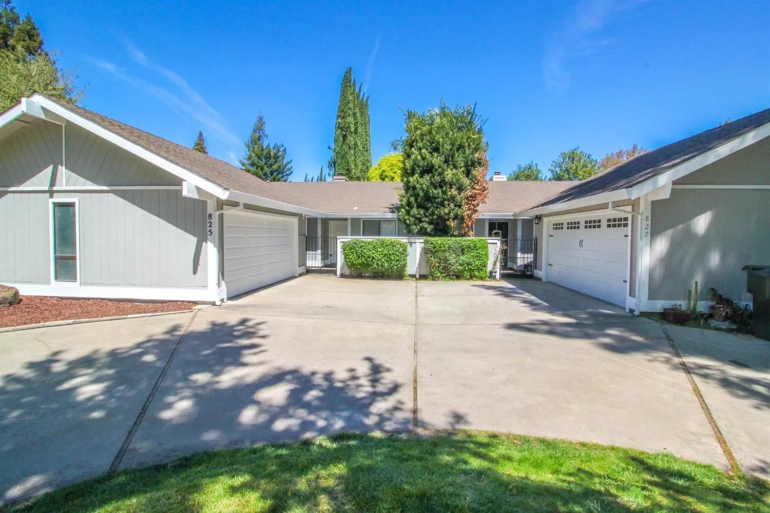 825 Florin Rd photo 1