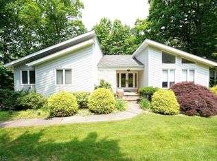 7 Union Hill Rd, Denville, NJ 07834
