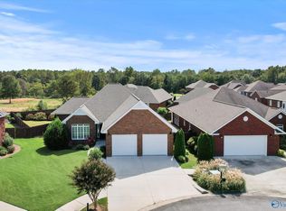 108 Canterbury Cir, Arab, AL 35016