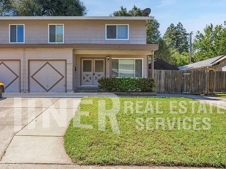 6167 Oakgreen Cir — Photo 1
