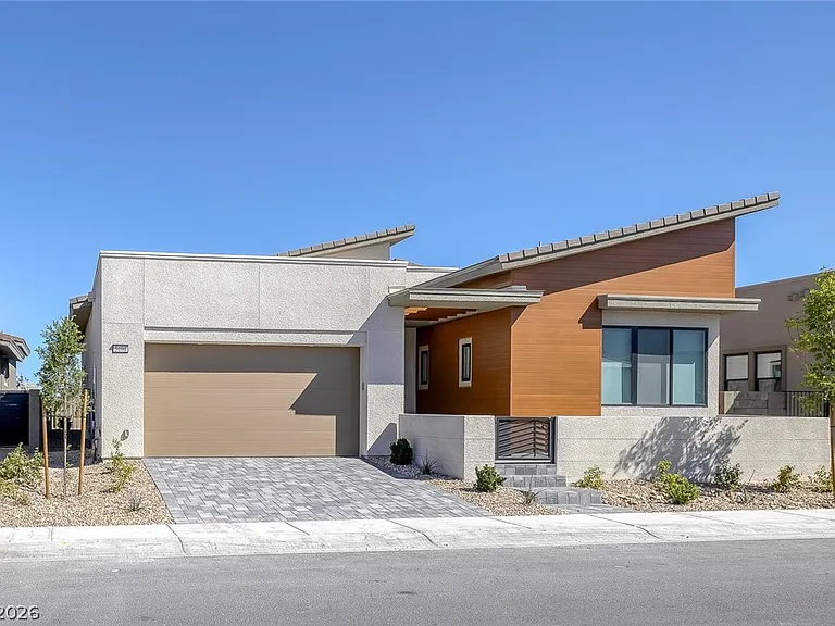 5000 Terramont Dr — Photo 3