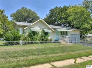 5219 N 62nd St, Omaha, NE 68104