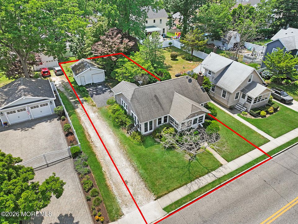 1st image of 15 Lakewood Road