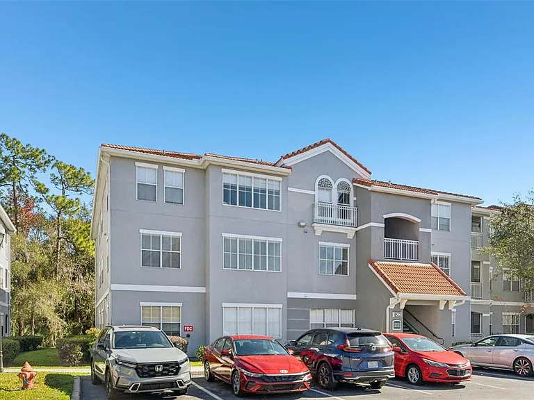 18001 Richmond Place Dr #1213 — Photo 37