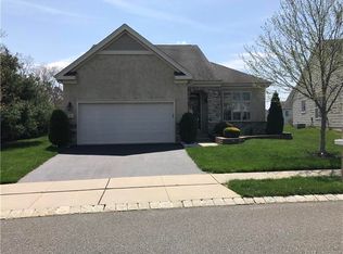 4 Warwick Ct, Barnegat, NJ 08005