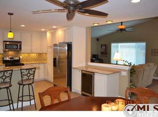 920 Jacaranda Pl, Escondido, CA 92026