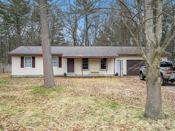 2309 Pinetree Ct, Whitehall, MI 49461