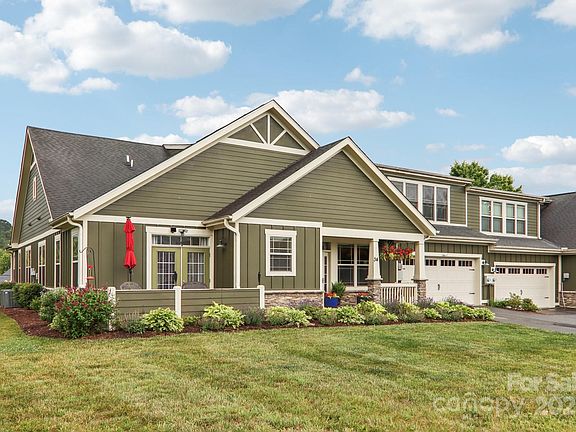 2nd image of 34 Brookstone Pl